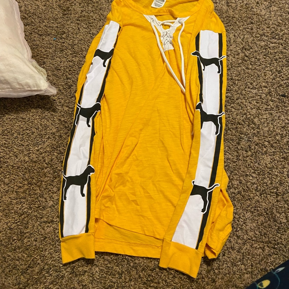 PINK Criss Cross long sleeve yellow